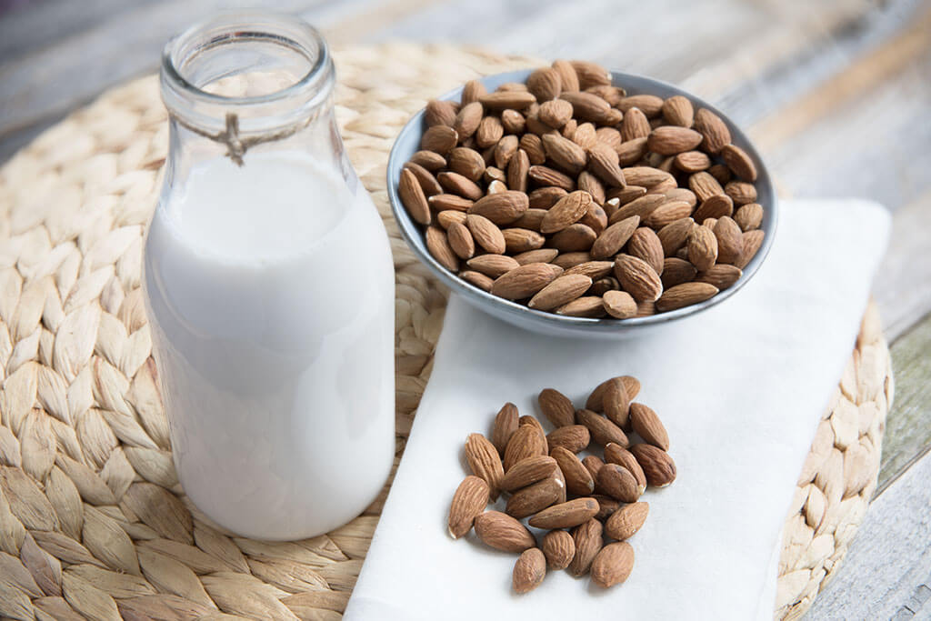 Almond milk and almond bowl